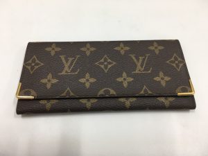 「大吉」おけがわ(桶川)マイン店で、ヴィトンの札入れをお買取いたしました!