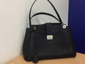 ブランド品の買取なら買取専門店大吉二子玉川店にお任せください。