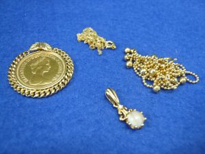 金買取箕面豊中