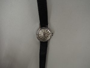 オメガのデビル、レディースウォッチをお買取り致しました大吉鶴見店です。