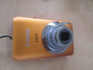 Canon コンパクトデジカメ IXY 210F
