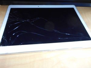 画面割れのスマホ・タブレットも大歓迎！買取専門店 大吉ゆめタウン八代店