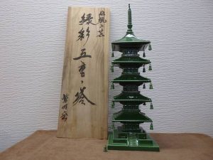 陶器の置物も買取している大吉羽曳野店です。