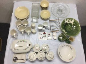 たくさんのたち吉の陶器の食器を買取させて頂いた大吉羽曳野店です！