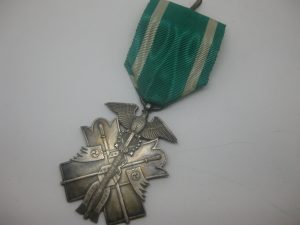 旧日本軍 功六級金鵄勲章