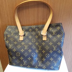 ブランドバッグ高価買取中の大吉イオンタウン宇多津店(香川県)です。