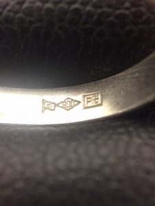 プラチナ指輪を買取致しました。大吉茅ヶ崎店です。