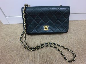 ブランド品のシャネル(チェーンショルダーバッグ)をお買取させていただきました