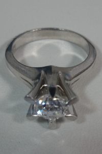 ダイヤモンド 貴金属 リング 買取 買い取り 北九州市 小倉北区 魚町