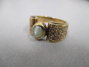 大吉厚木ガーデンシティ店、色石付きの指輪を買取りました!