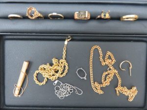 貴金属のリング・ネックレスをお買取りさせて頂きました。