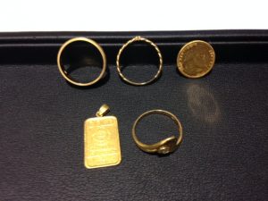 金の買取なら鶴岡市の大吉エスモール鶴岡店にお任せください。