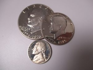 銀貨の買取りなら大吉厚木ガーデンシティ店にお任せ下さい!