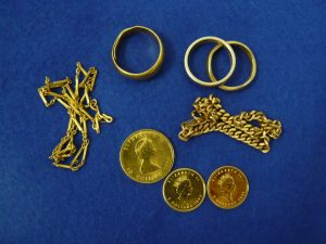 箕面買取豊中買取金