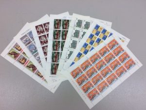 切手を買取致しました。大吉茅ヶ崎店です。