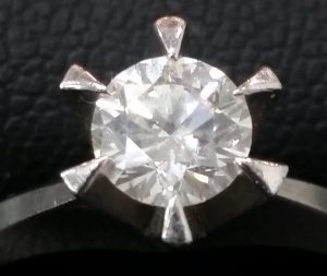 桜ヶ丘でダイヤモンドの買取は大吉聖蹟桜ヶ丘オーパ店にお任せください。