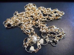 大分佐伯市からお越しのお客様から貴金属,金をお買取りいたしました。大吉延岡店