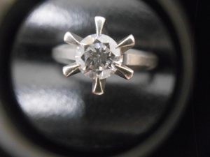 ダイヤモンドのお買取強化中、大吉サンシパーク桑名店。