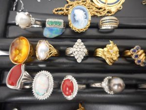 貴金属の買取なら大吉サンシパーク桑名店！