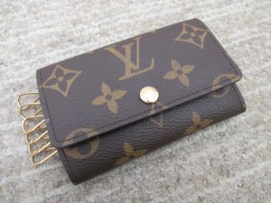 山梨県韮崎市の皆さん、ヴィトンの買取は大吉オギノ双葉店まで！