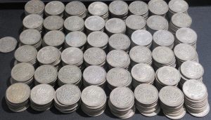 大量の100円銀貨買取致しました！ 