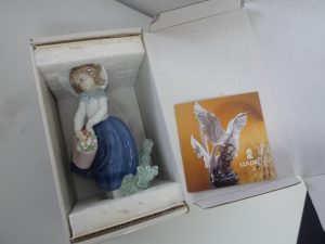 LLADRO（リヤドロ）西洋磁器をお買取致しました。福岡市買取専門店大吉七隈四ツ角店