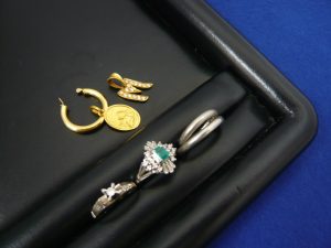 金プラチナ箕面買取豊中買取