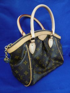 箕面買取豊中買取LV