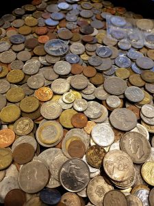 香川県で、古銭、外国銭を処分するなら、買取専門店大吉イオンタウン宇多津店にお任せください