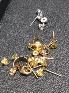 片方しかないピアス、細かい貴金属ありませんか?買取専門店大吉イオンタウン宇多津店(香川県)