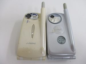 携帯電話高価買取致します。生駒駅からすぐの買取専門店大吉グリーンヒルいこま店でお買取させて頂きました携帯電話の画像です。