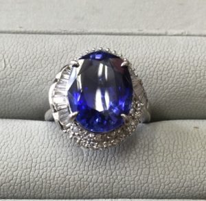 宝石・色石の市場価値高騰中☆高価買取☆他店で満足いかなかった宝石・色石は大吉平井店にお任せ下さい！