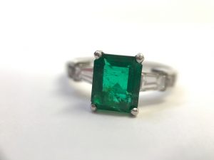 横須賀で貴金属の高価買取は大吉 横須賀中央店