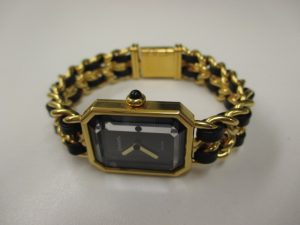 シャネル　買取り　青森市