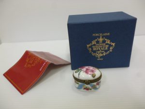 西洋陶器の小物入れのお買取り致しました。買取専門店大吉ゆめタウン中津店です。