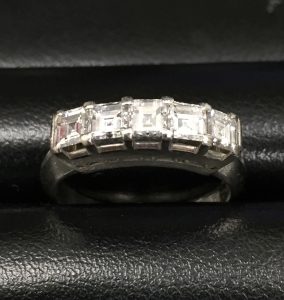 ダイヤのお買取りなら天神橋筋商店街の大吉へ