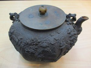 茶道具買取中。奈良県生駒市の買取専門店大吉グリーンヒルいこま店でお買取しました茶道具の画像です。