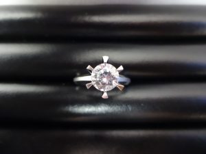 ダイヤのリングを買取ました。買取専門店 大吉 JR八尾店です。