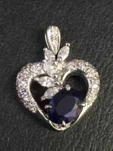 Pt900 ダイヤモンド付き サファイアネックレストップ