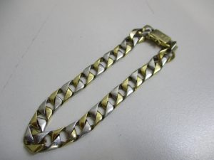 大吉大船店、貴金属のブレスレットの買取りをしました!