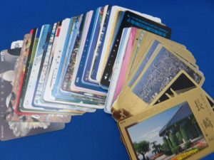 テレホンカードをお持ち頂きました。