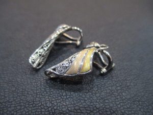 イヤリングをお買取りいたしました。ピアス・イヤリングのお買取りも当店へお任せください。大吉松江店