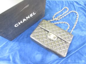 シャネル 買取り 青森