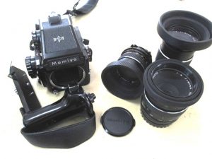 中判カメラMAMIYA M645