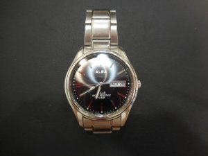 171226電池切れの時計もお買取り致します。大吉大橋店です