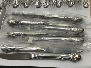 逗子・買取・大吉逗子店・生前整理・楽天リサーチ,ライカ,化粧品,口紅,カルティエ,ダンヒル,ライター、工具,マキタ,リョービ,紙幣,中国紙幣,銀製、食器、皿,ヴィトン