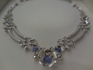 貴金属の買取なら大吉伊勢崎店へ