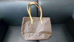 雨シミ！破損！でもOKです。高級ブランドバッグのお買取なら！買取専門店 大吉 仙台泉大沢店にお任せ！