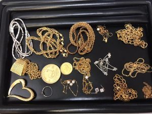 金・プラチナなど、貴金属の買取は大吉聖蹟桜ヶ丘オーパ店におまかせください