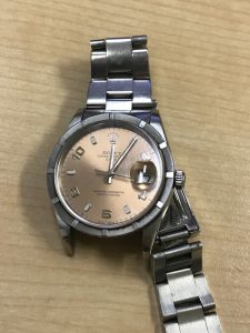 壊れた時計も買取いたします。大阪市大正区の大吉大正店です。